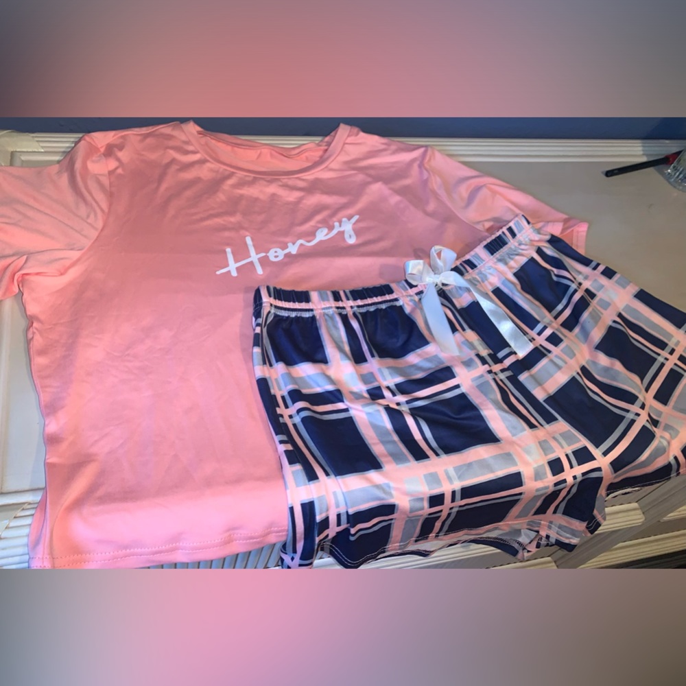 PJ Set - Picture 2 of 4